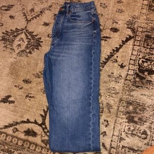 AE 90s boyfriend Jean